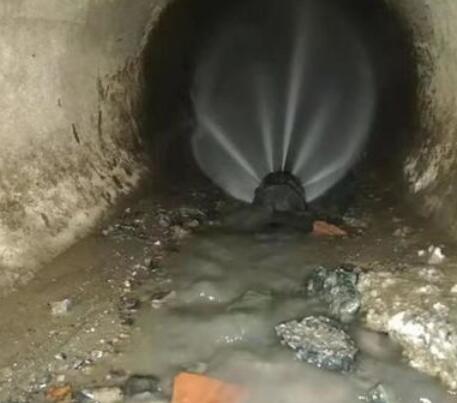 定城镇市政管道清淤